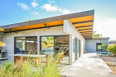 Image de Luxury water view villa with splash pool, high speed WiFI & dog-friendly vibes