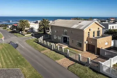 Image de C-Onrus, Pool, Seaview, 5Bed, 5Bath, Bar, Bbq