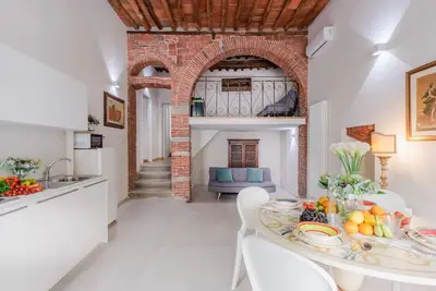 Image de The 'old printing house in Lucca, loft in the heart of the historic center