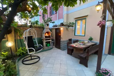 Image de Fior Fior di Casa with private garden and barbecue, in town, suitable for families