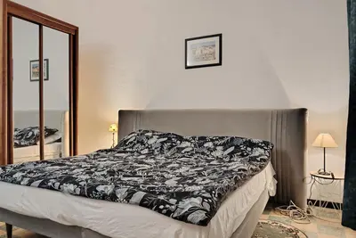 Image de L’hébergement Les Volets Bleus Proche des pontons et des étangs Peyriac-de-Mer