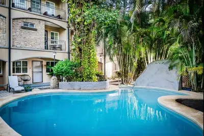 Image de A few steps from Tamarindo Beach, 3-bedroom condo!