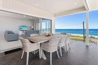 Image de Seabreeze on the Beach \"Feng\"