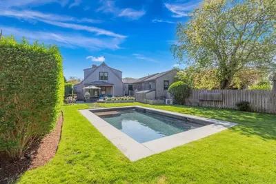 Private Pool Nantucket Retreat - On The Wave Route