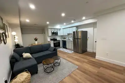 Image de Coze & Stylish Basement Retreat