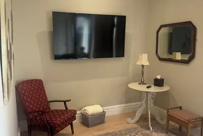 Image de The Back Bay Apartment @ Milton on The Moyle