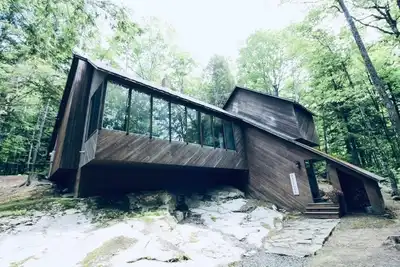 Image de Cedar&Stone: Cozy cabin in the Western Maine Mountains. Skiing, hiking, biking