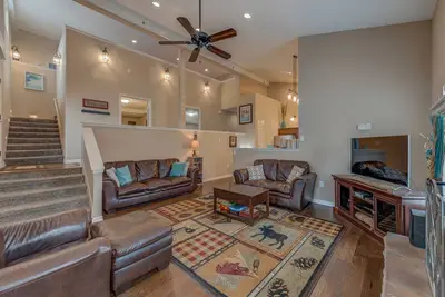 Image de Driftwood Condos at Lumberyard Lofts