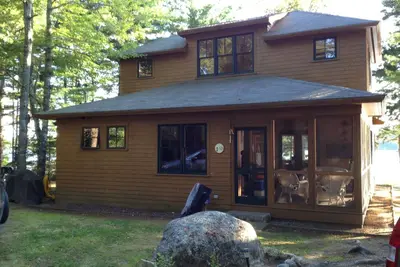Image de Charming 3-bedroom cabin on Toddy Pond in Surry