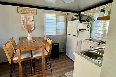 Image de Charlie's Hideaway Tiny Home.