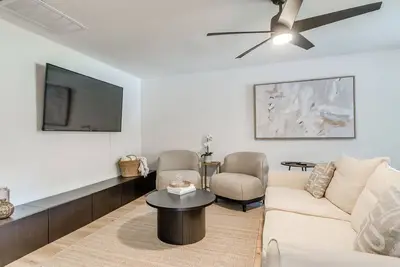 Image de Modern 3-bedroom home in downtown Edmond