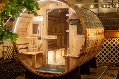 Image de New! Modern Farmhouse - Sauna, Projector, 10ppl, Ev Charger!