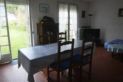 Image de Maison des années 70 à 70 m de la plage du Goerem