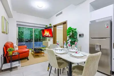 Image de Cozy 2br Apt, Rooftop Terrace, Pool