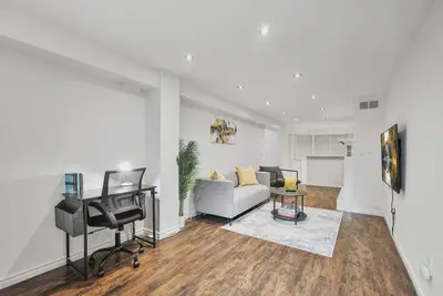 Image de Chic & Bright 1br Apt with Free Wifi & Parking