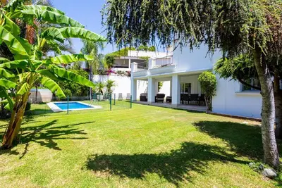 Image de Luxury villa in the center of Marbella