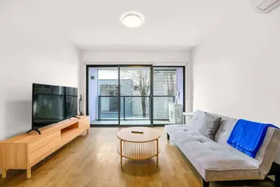 Image de Hyde - Perfect Two-Level Parkville Apt w parking!