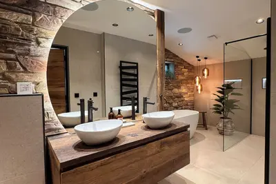 Image de Lodge with extensive Wellness, Adults Only