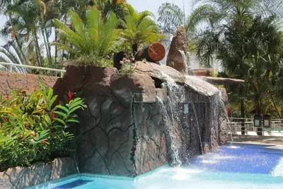 Image de Hot Springs & Beaches