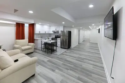 Image de Clean & Cozy Home Near Downtown