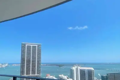 Image de \"Amazing Brickell Condo- 30thfl-Downtown - Ocean View-Huge Balcony-Free Parking