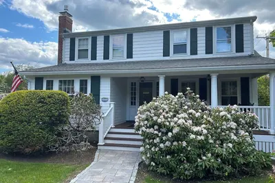 Image de Beautiful home by the sea-4 miles from Salem, 12 miles from Boston-by 2 beaches