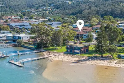 Image de Location and seaside luxury. Merimbula holiday dreaming at its best!