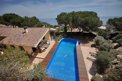Image de Spacious 4br Villa w/ Ac, Private Pool, Bbq & Sea Views – Costa Brava