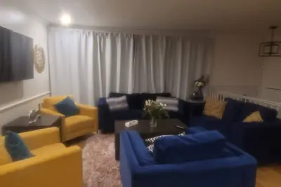 Image de 4-bedroom bungalow in charming Blainville with fitness room and Ac