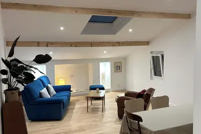 Image de Bidart 🏄‍♂️ Appartement T4 neuf au calme, vue mer + jardin. Plage à pied