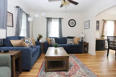 Image de 1 mile to Asv, newly renovated with Ev Charger