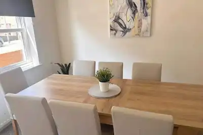 Image de Spacious Luxurious Serviced Accommodation 6