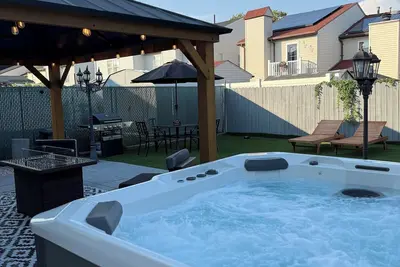 Image de Charming 2-bedroom apartment in lovely Elizabeth with Jacuzzi