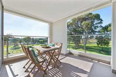 Image de Stylish Rockingham Stay with Wi-Fi & Parking