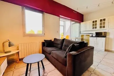 Image de Joli studio avec terrasse proche de la plage