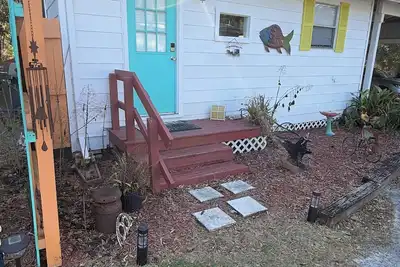 Image de Charming 1-bedroom cottage with saltwater pool and Ac in Dunnellon