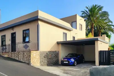 Image de Casa Kika\nAccommodation with several garden areas for families or groups.