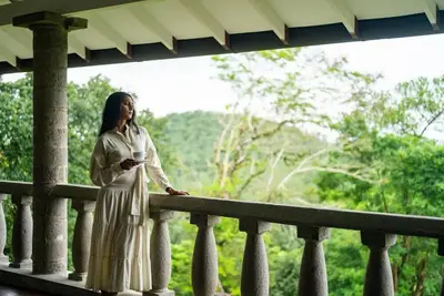 Image de Ancient luxurious castle since 1920