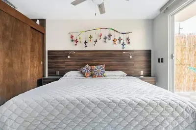 Image de Artsy 3-Story Home in La Condesa