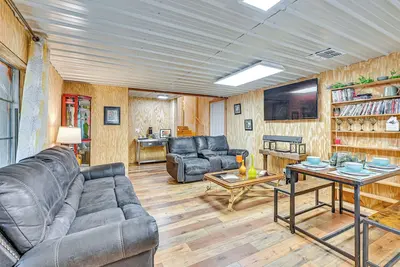 Image de Easy I-30 Access: Cozy Texarkana Apt w/ Essentials