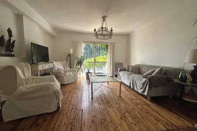 Image de Country house in the mountains. Special offer October, November