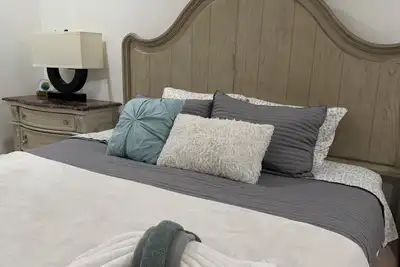 Image de Terrific 3-bedroom 2-bath new construction House 2025 with Ac in vibrant Houston