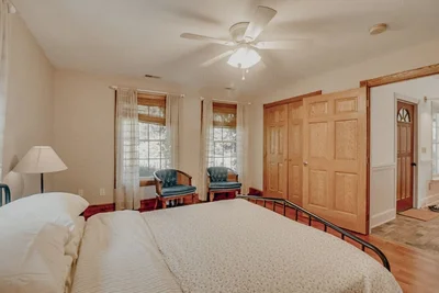 Image de Scenic Country Views in a Modern Farmhouse