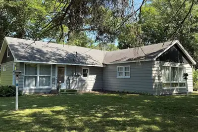 Image de Charming 2-bedroom home in Hackensack. Enjoy during the summer and winter.