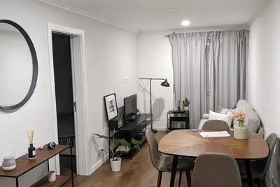 Image de Cozy apartment with good access and all the amenities