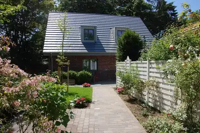 Image de Idyllisches Ambiente am Südstrand - links