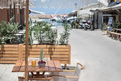 Image de Frizette by Nyx Chic Manor — an upscale villa in the Venetian Harbour