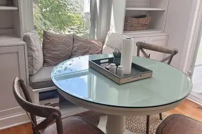 Image de Fabulous 3-bedroom house with Ac in charming Elgin