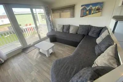 Image de Lodge type on Lyons robin hood Rhyl