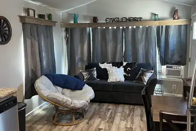 Image de Quiet 1 bedroom Getaway on Legacy Golf Course & close to Mardon Resort!